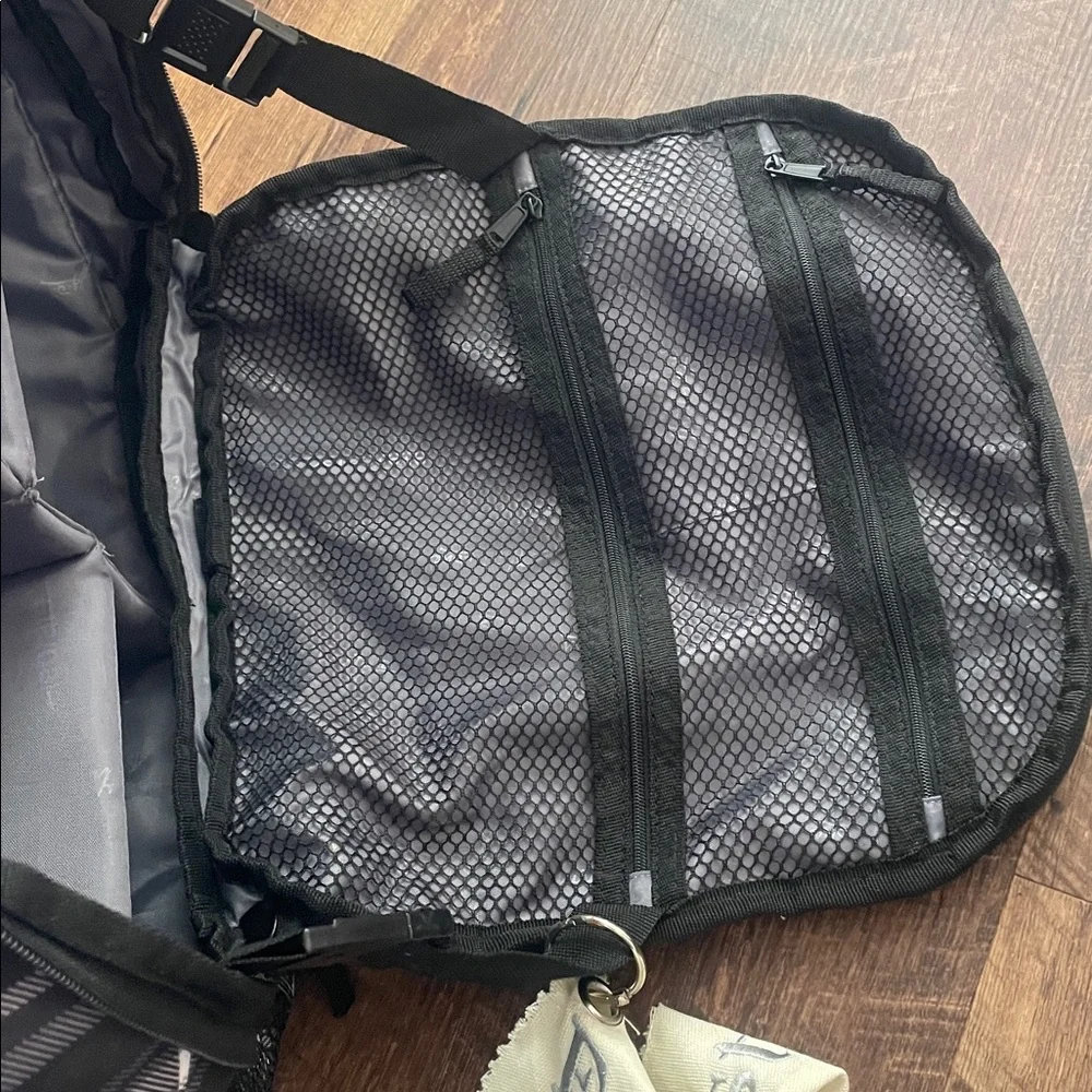 Thirty-One Black and White Plaid Backpack camera bag